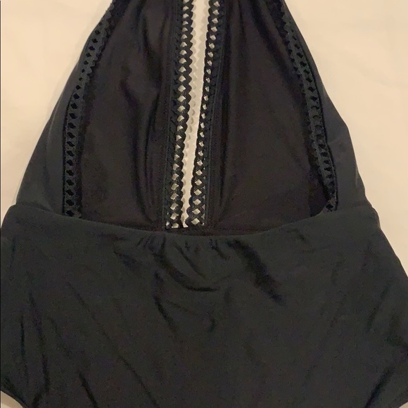 Black one piece swimsuit - Picture 2 of 5